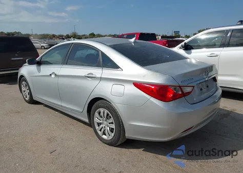 2011 Hyundai Sonata Gls z USA, uszkodzony, nr VIN 5NPEB4AC7BH152427